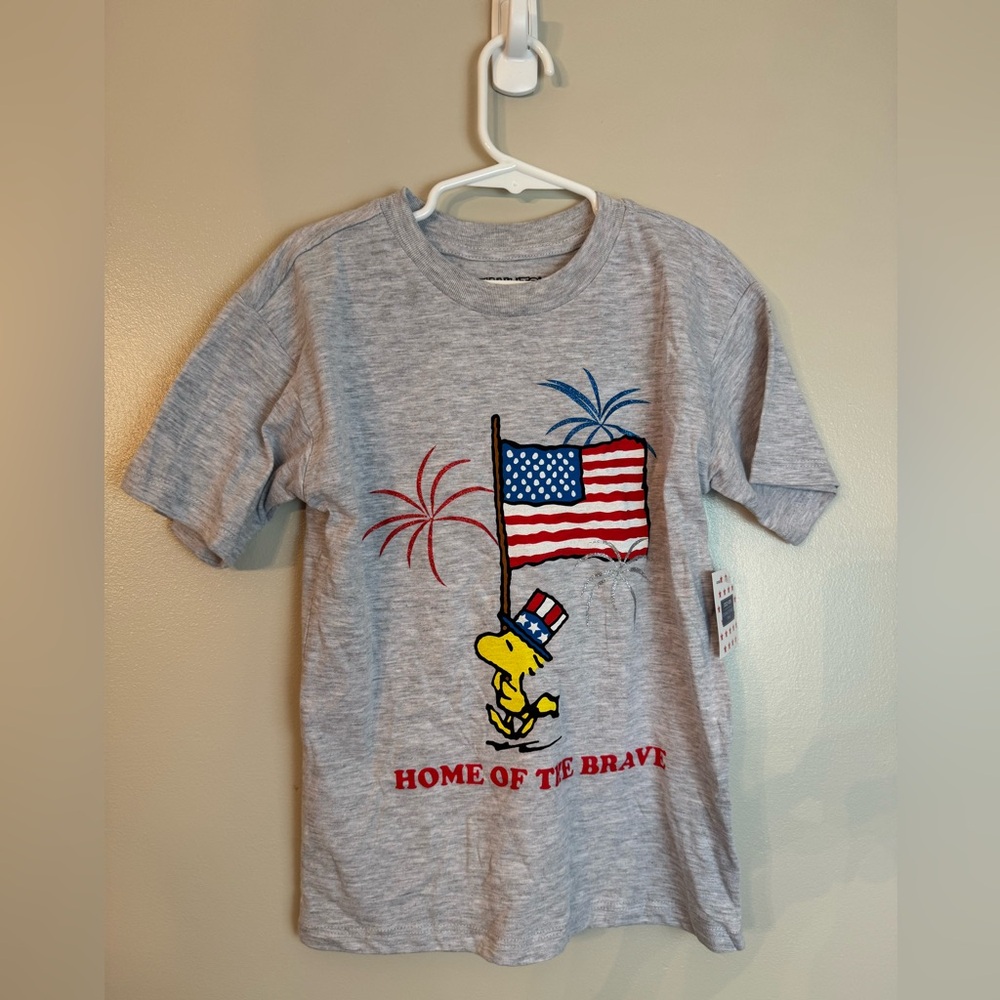 Peanuts 4th of July Graphic T-Shirt NWT Small